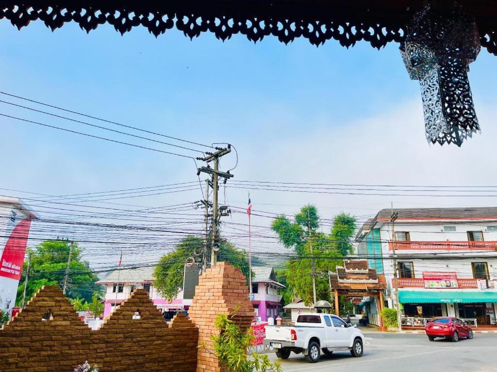 Ngamta Hotel Mae Hong Son Exterior photo