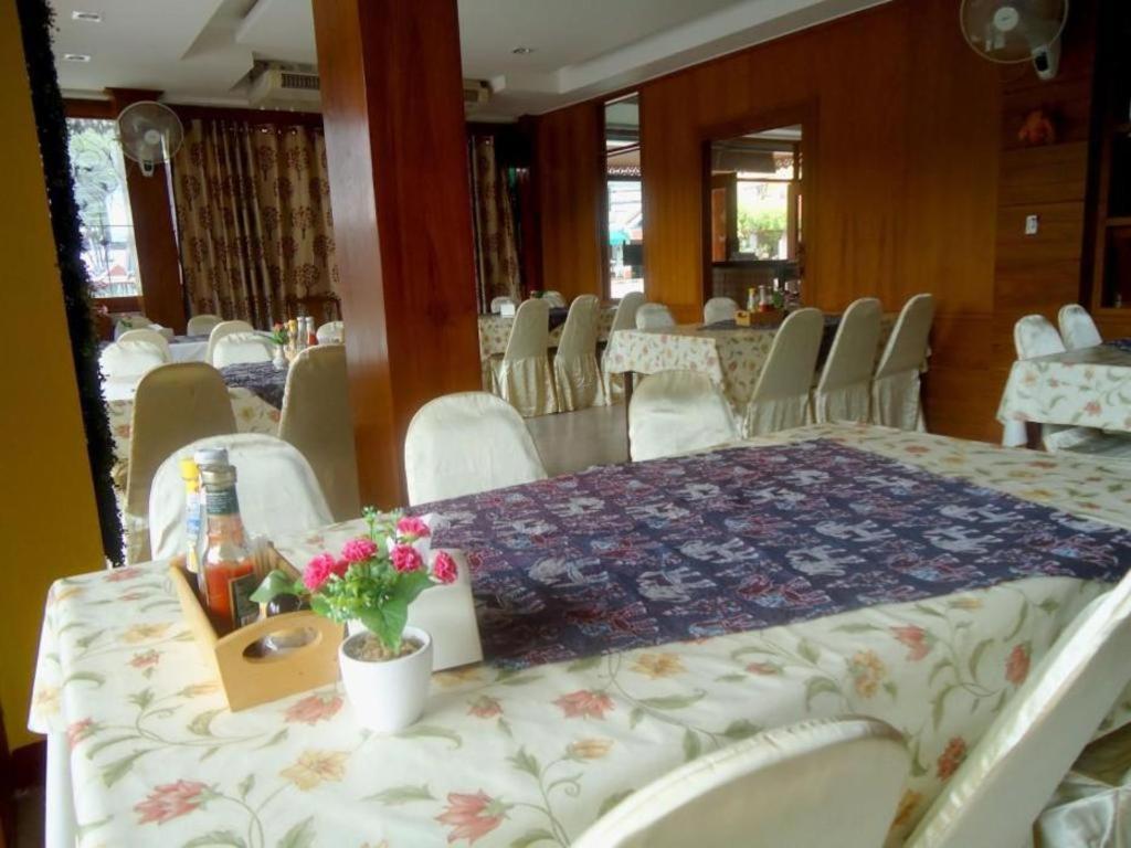 Ngamta Hotel Mae Hong Son Exterior photo
